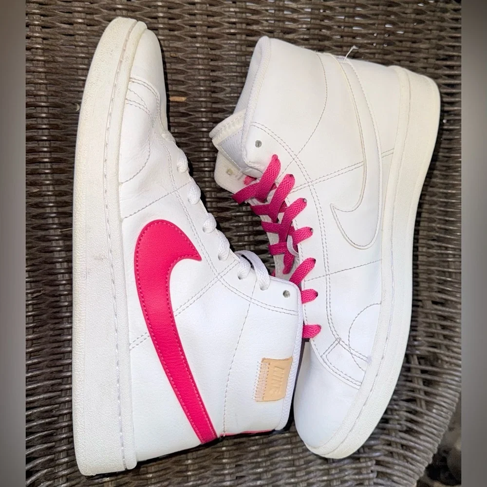 Nike Women's Court Royale 2 Mid sneakers in white with a fuchsia-colored swoosh